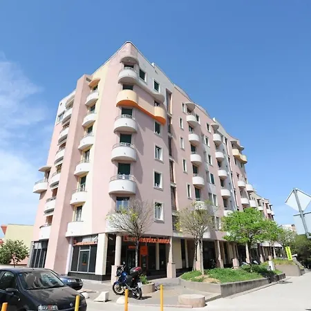 Sundial Apartment